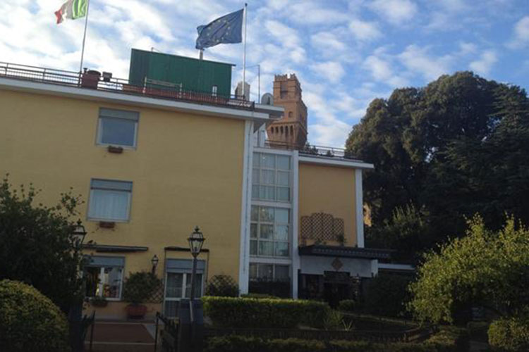 villa-capodimonte-001