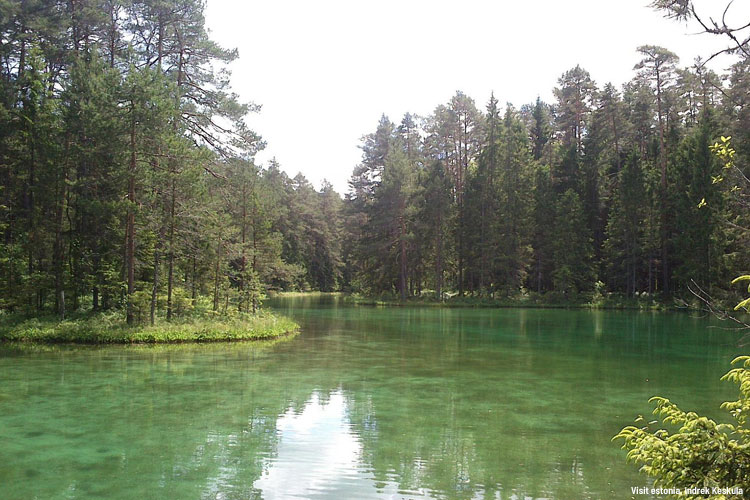 antulakes_visitestonia_indrekkeskula