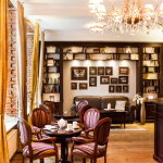 Von Stackelberg Lobby-bar