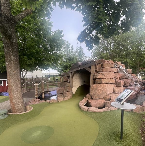 Superhauska minigolf rata