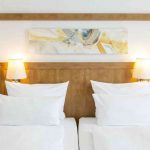 Standard huoneen sängynpääty