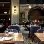 Sir Nikolain ravintola on tunnelmallinen
