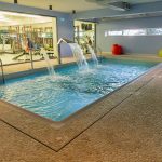 Hotelliltalöytyy myös sisäuima-allas