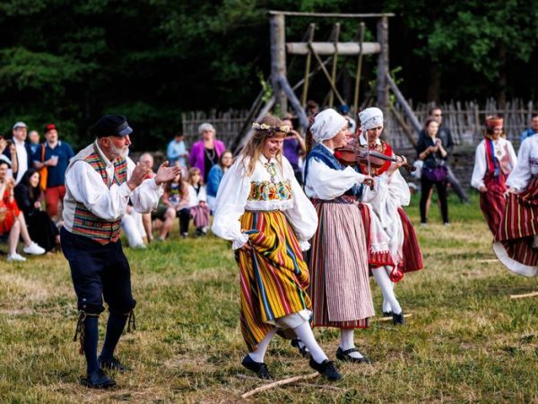 Juhannus lähikohteissa